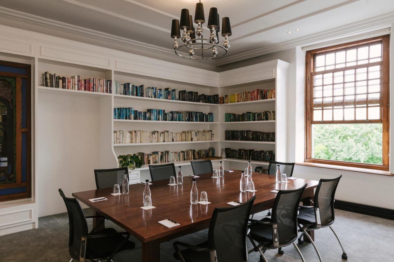 The Alphen Boutique Hotel & Spa Кейптаун Екстериор снимка
